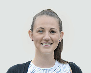 photo of osteopath Dr Laura Foat